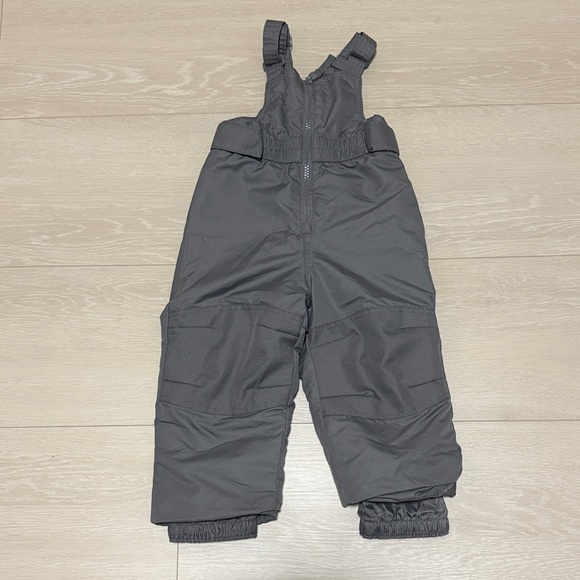 Cat & Jack Other - ✨ Cat & Jack Kids Dark Gray Overalls Snow Bib